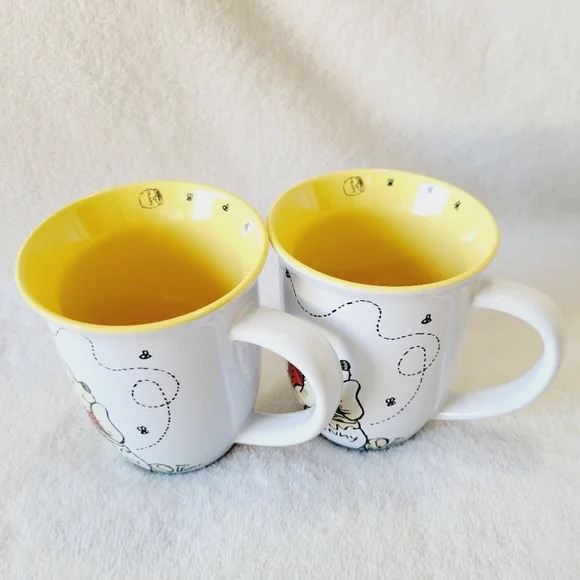 ✨️✨️SOLD✨️✨️🍯DISNEY Winnie-the-Pooh set of 2 coffee/ tea mugs 🍯 - Picture 4 of 6